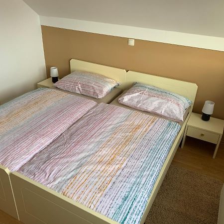 Vinarija Zlatar Hotell Exteriör bild