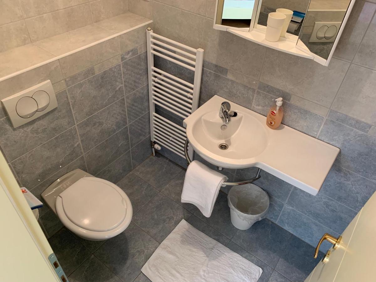 Vinarija Zlatar Hotell Exteriör bild