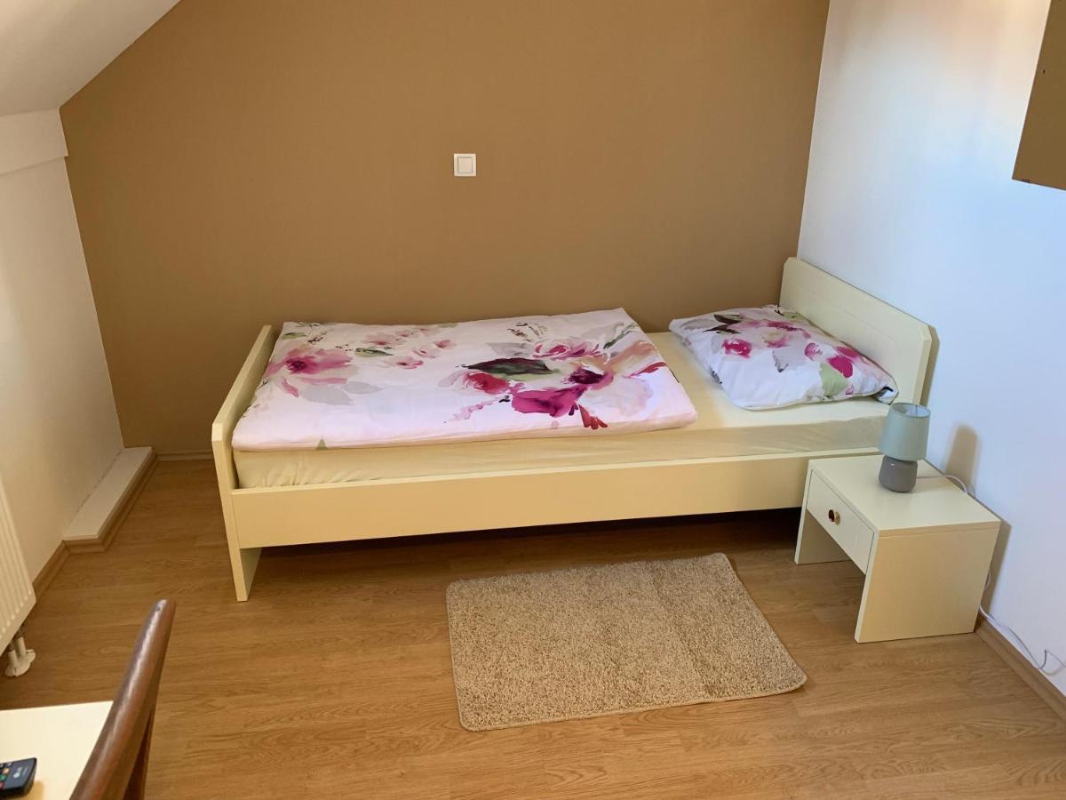 Vinarija Zlatar Hotell Exteriör bild