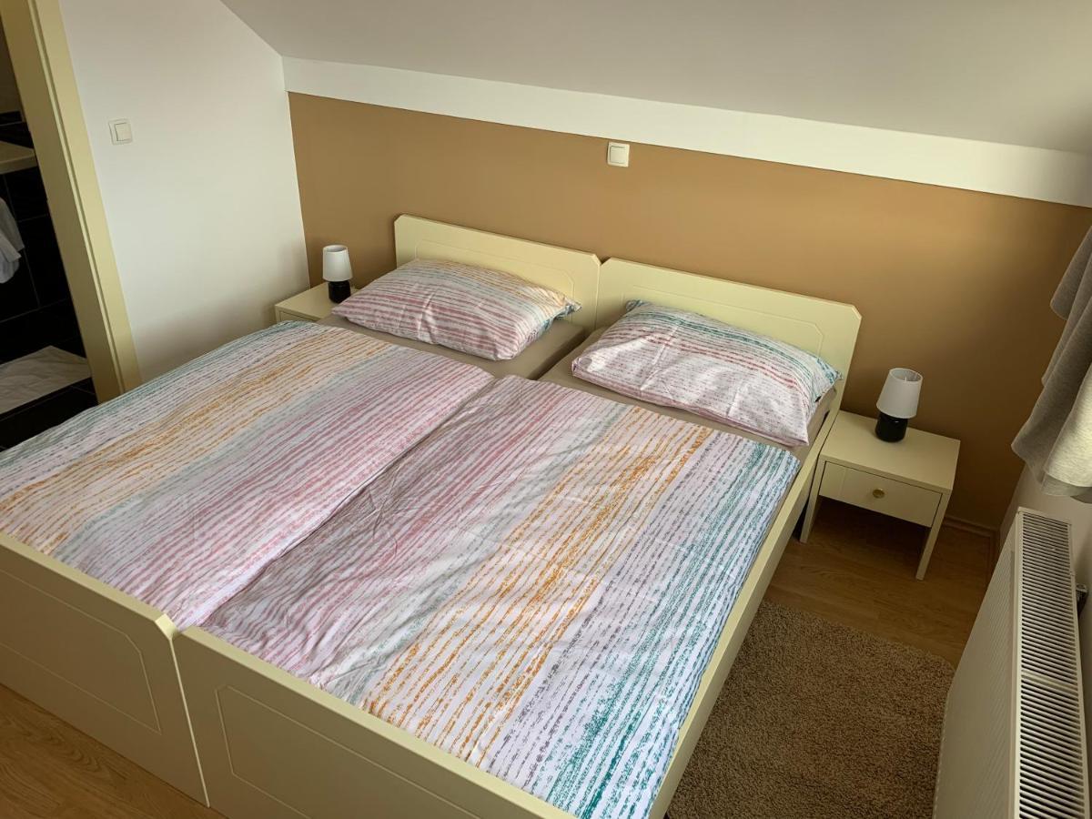 Vinarija Zlatar Hotell Exteriör bild