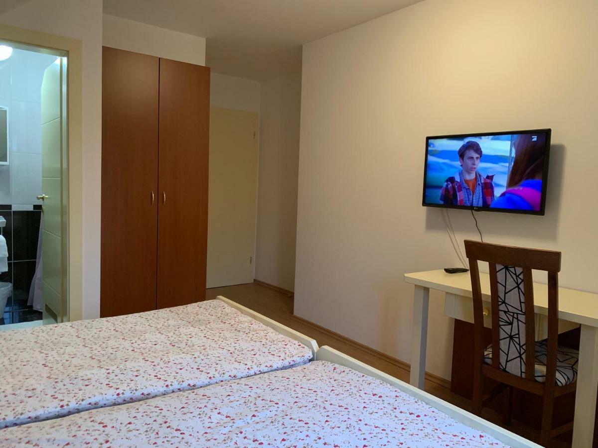 Vinarija Zlatar Hotell Exteriör bild