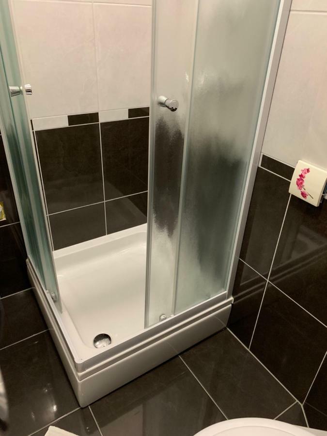 Vinarija Zlatar Hotell Exteriör bild