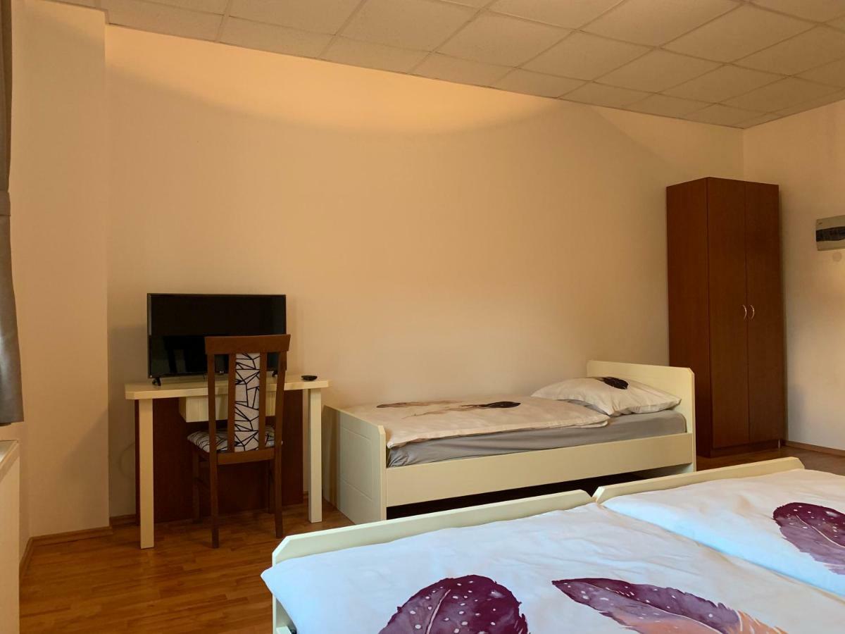 Vinarija Zlatar Hotell Exteriör bild