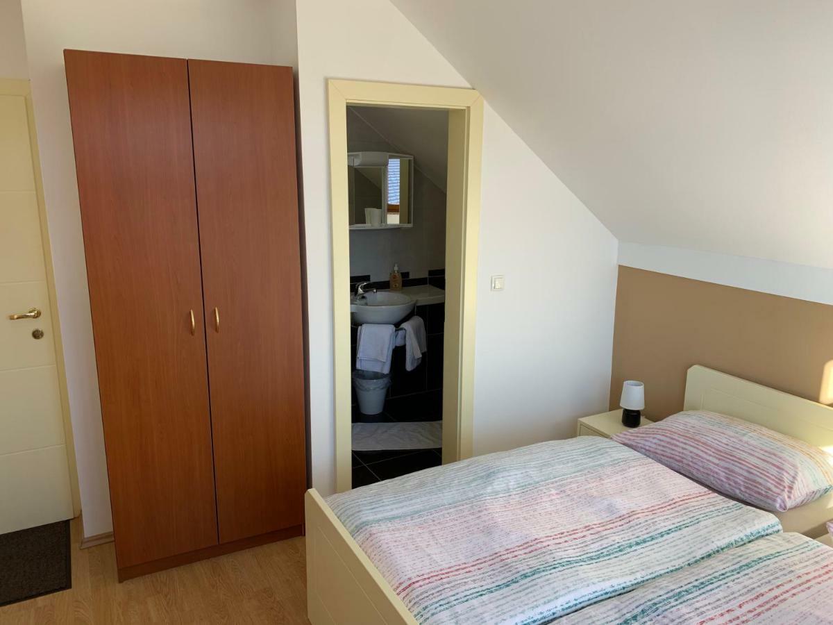 Vinarija Zlatar Hotell Exteriör bild