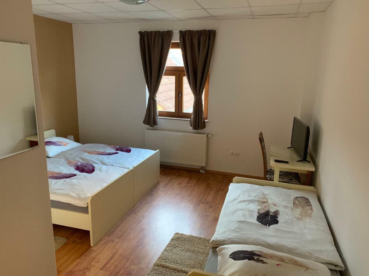 Vinarija Zlatar Hotell Exteriör bild
