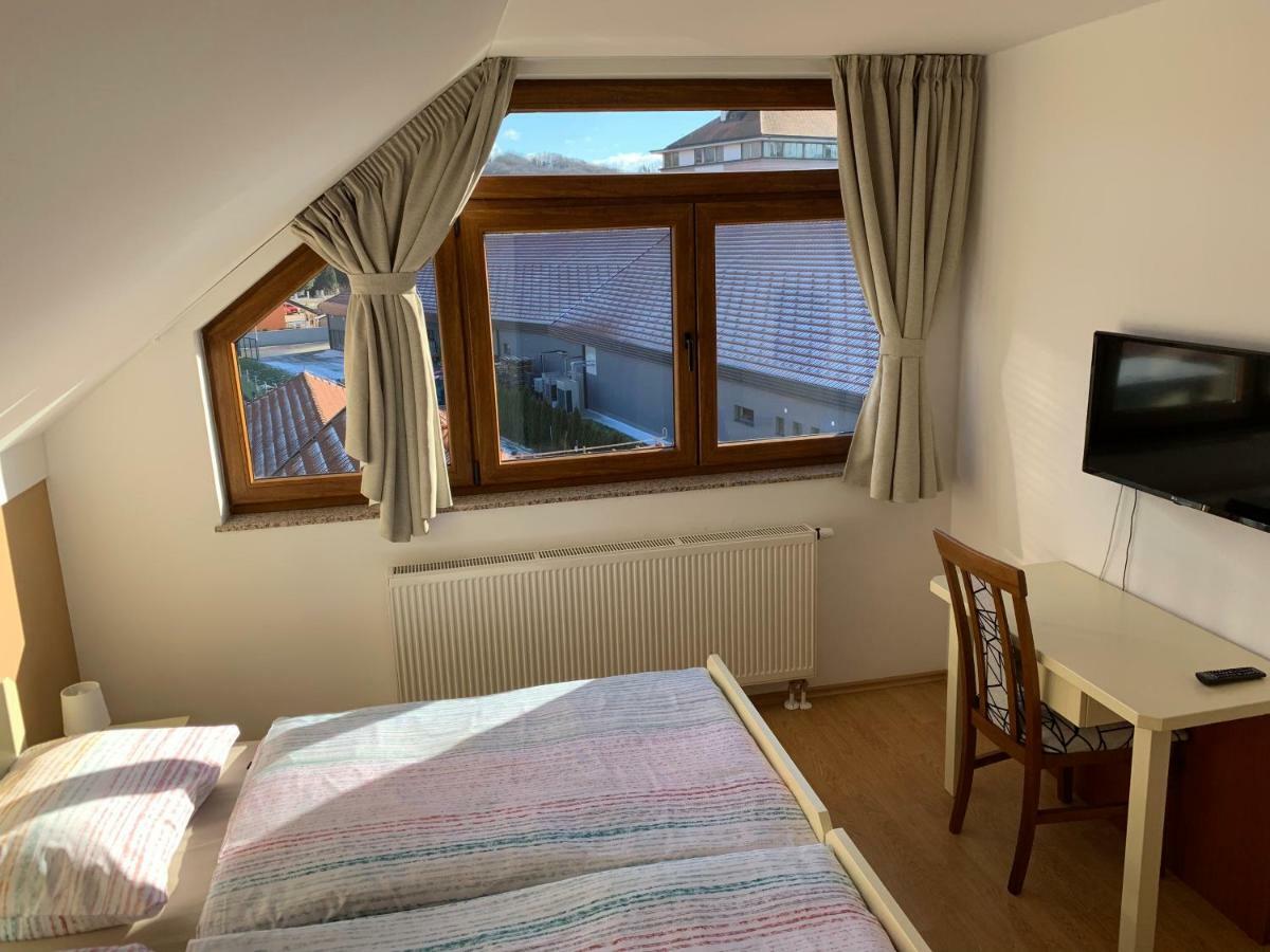 Vinarija Zlatar Hotell Exteriör bild