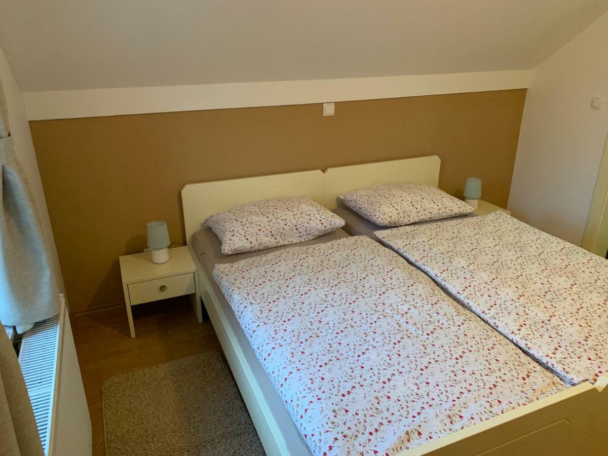 Vinarija Zlatar Hotell Exteriör bild