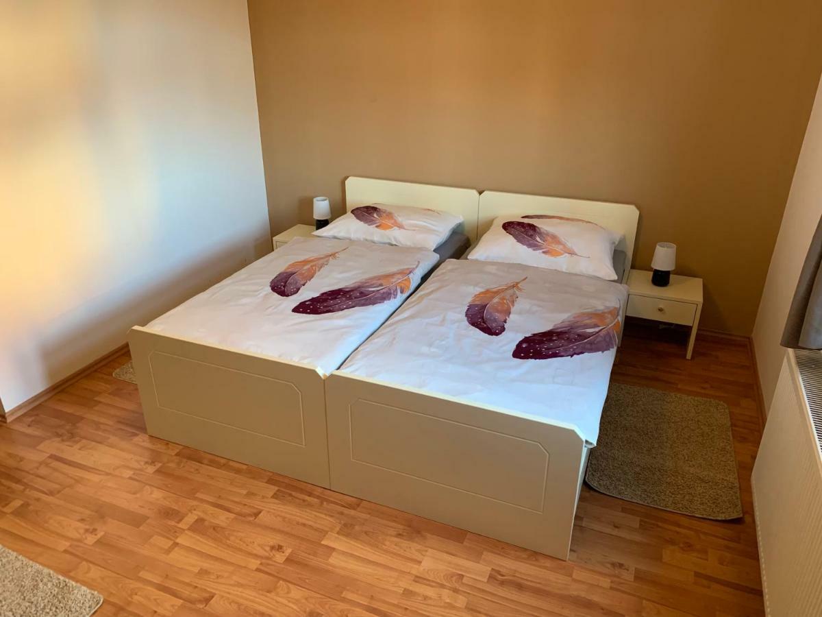 Vinarija Zlatar Hotell Exteriör bild